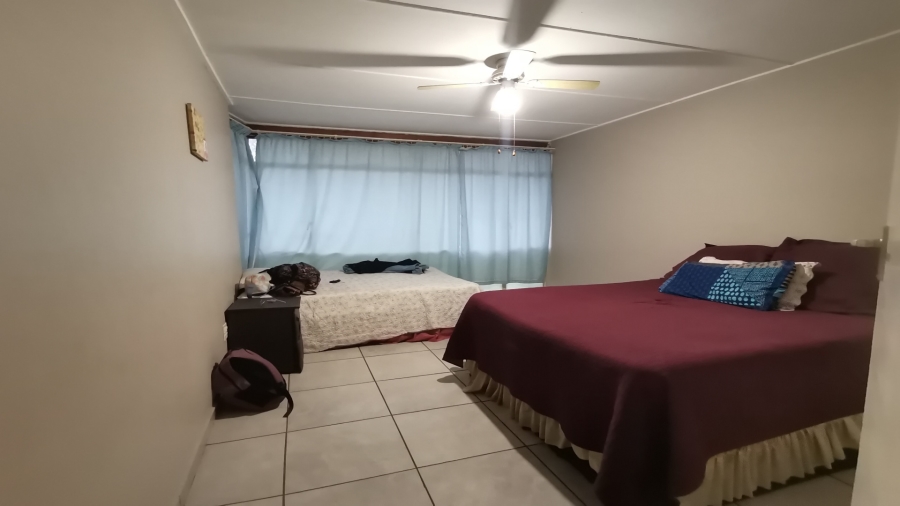 1 Bedroom Property for Sale in Potchefstroom North West